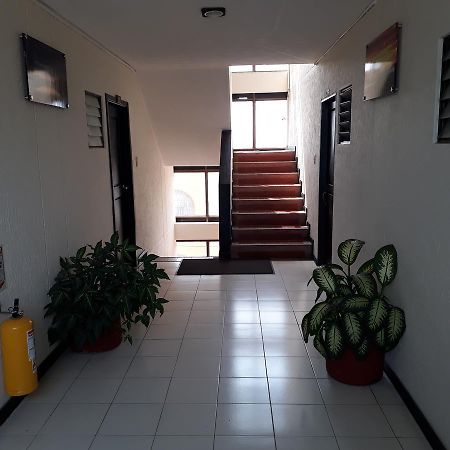 Hotel Alhambra Torre B ميتا المظهر الخارجي الصورة